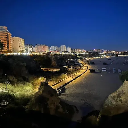 31 Mar A Vista Da Rocha דירה