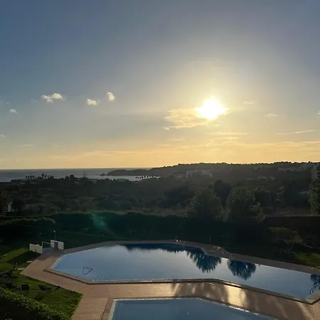 31 Mar A Vista Da Rocha פורטימאו